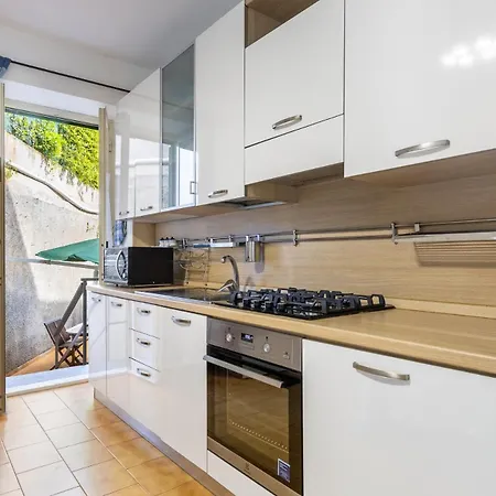 Apartment Out Finish Floris *